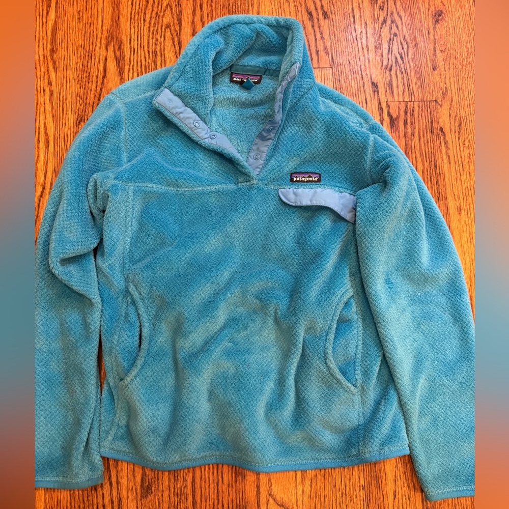 Girls Patagonia pullover synchilla snap T green